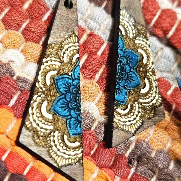 Earrings. Wood. Blue & Ivory Mandalas. Pierced. - Picture 5 of 11